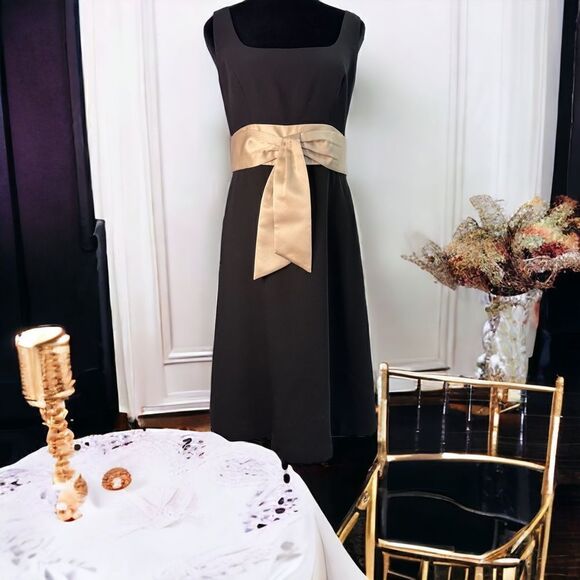 Ann Taylor Evening Dress (4) - Picture 1 of 6